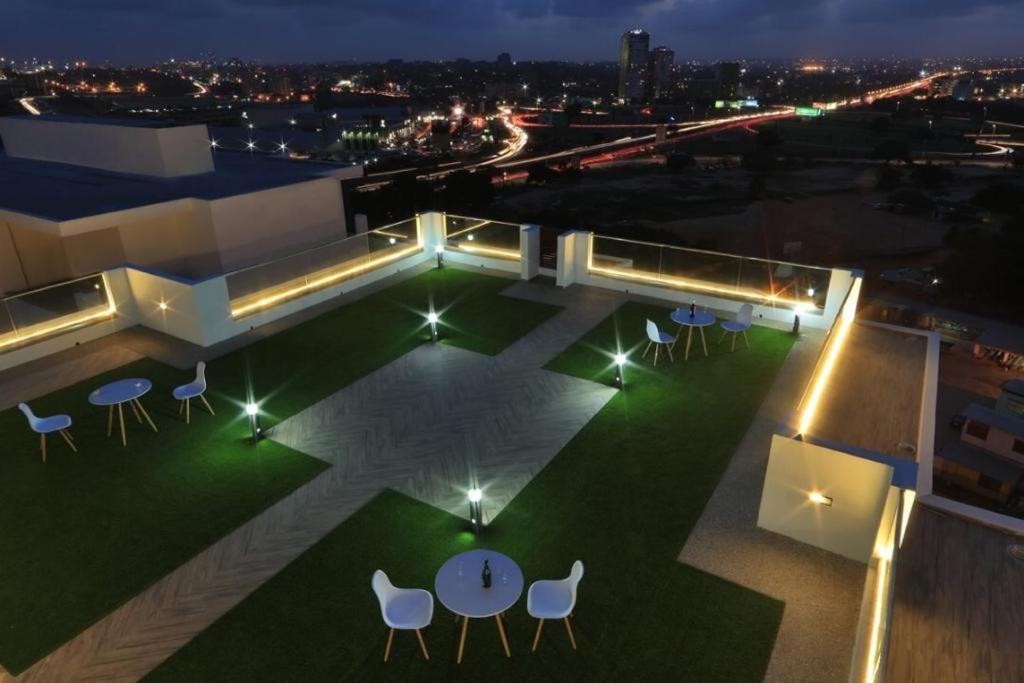 The Gallery Luxury Suites Cpg East Legon Bagian luar foto