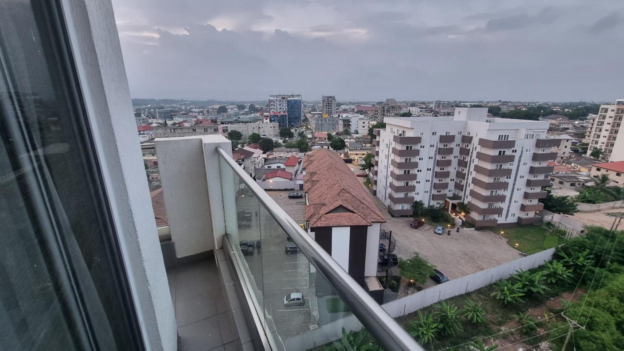 The Gallery Luxury Suites Cpg East Legon Bagian luar foto