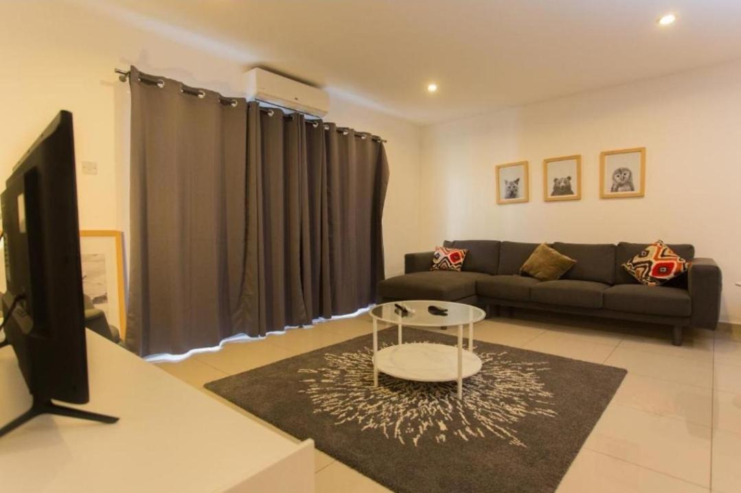 The Gallery Luxury Suites Cpg East Legon Bagian luar foto