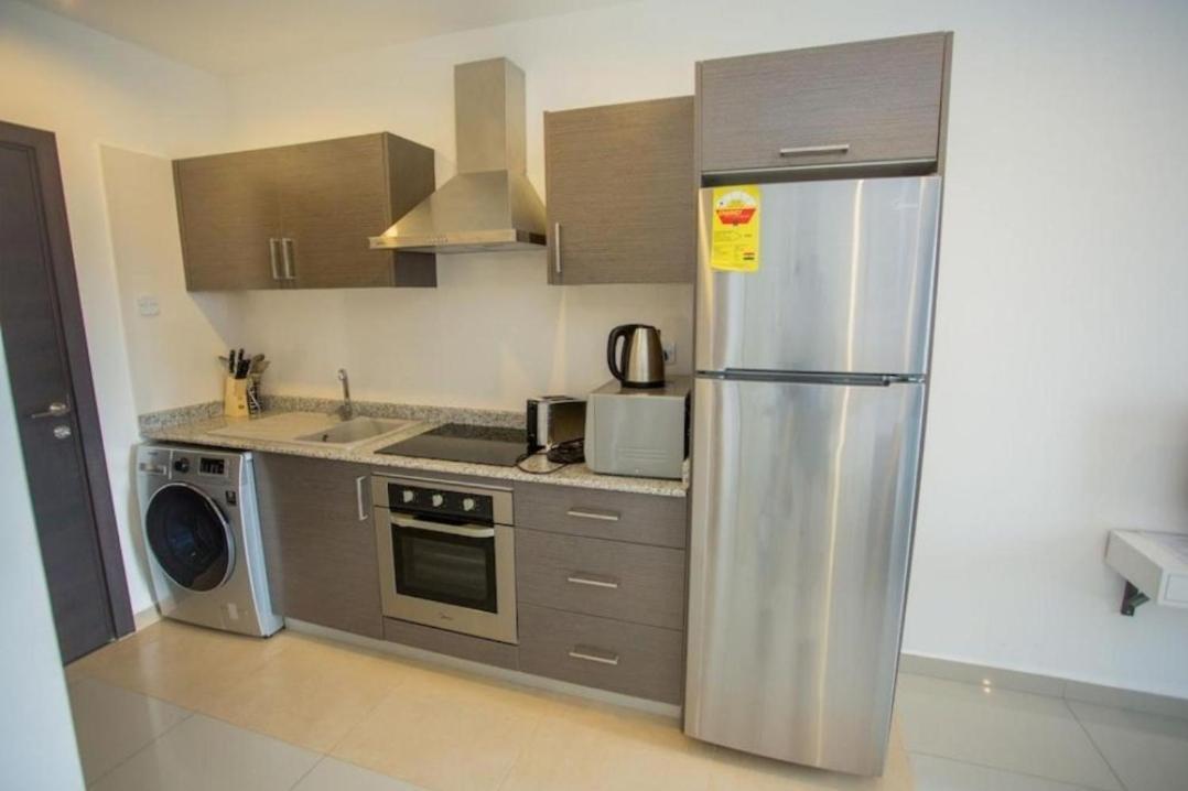 The Gallery Luxury Suites Cpg East Legon Bagian luar foto